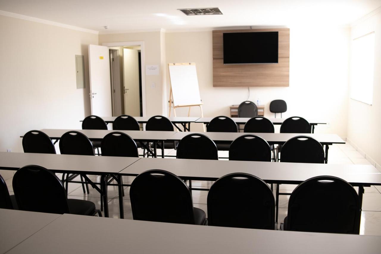Royal Trip Hotel Guarapuava Εξωτερικό φωτογραφία