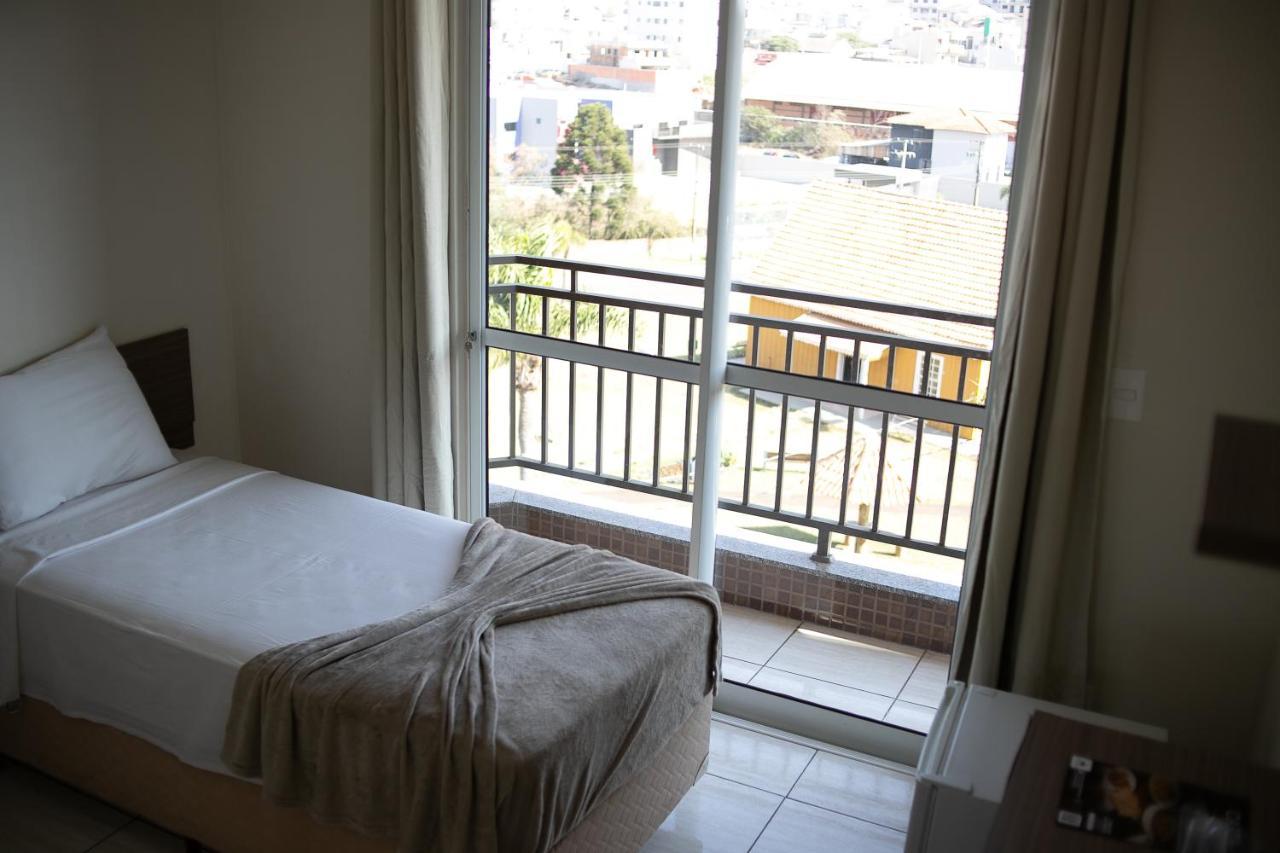 Royal Trip Hotel Guarapuava Εξωτερικό φωτογραφία